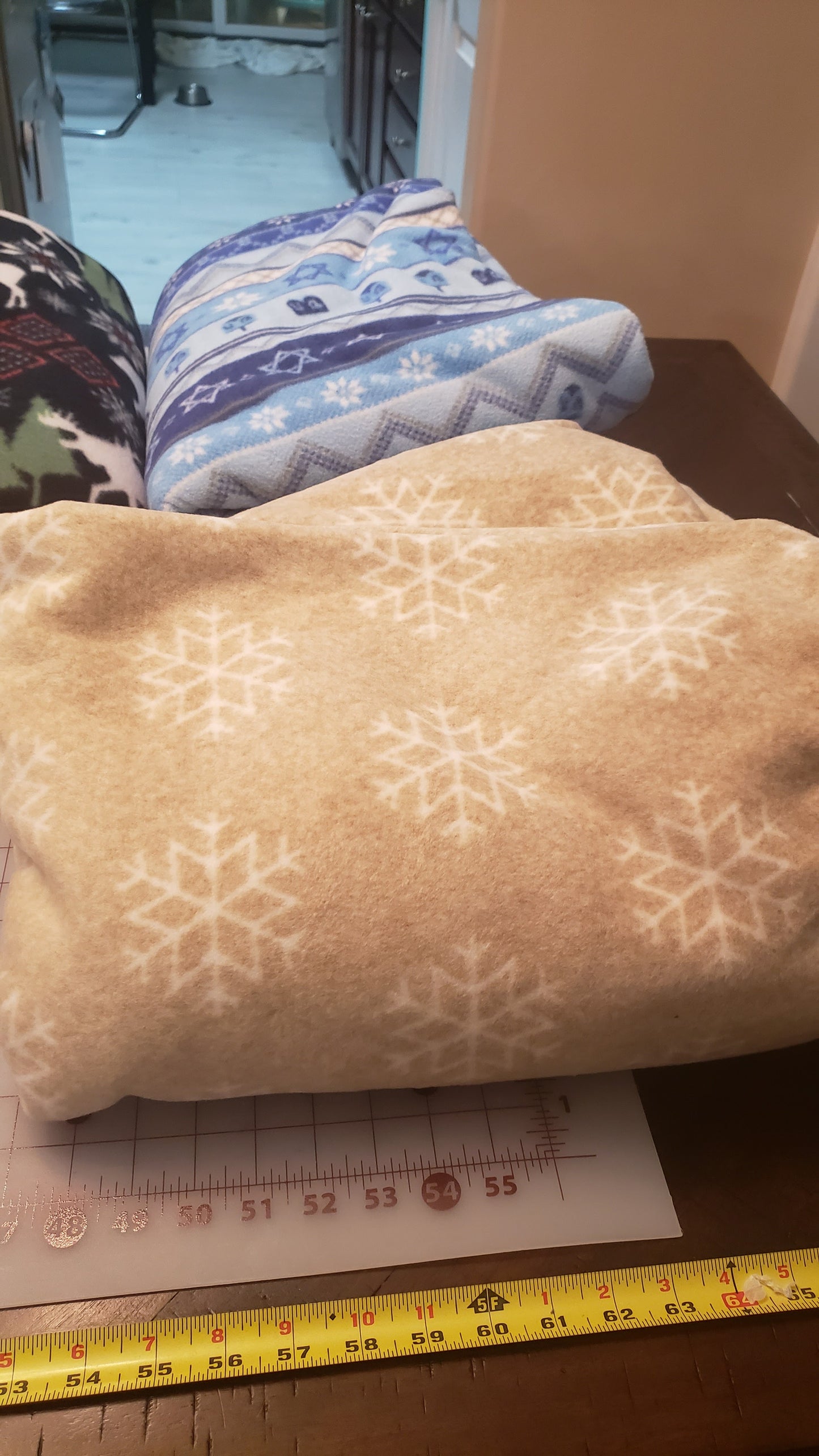 Gold Snowflake Braided Blanket