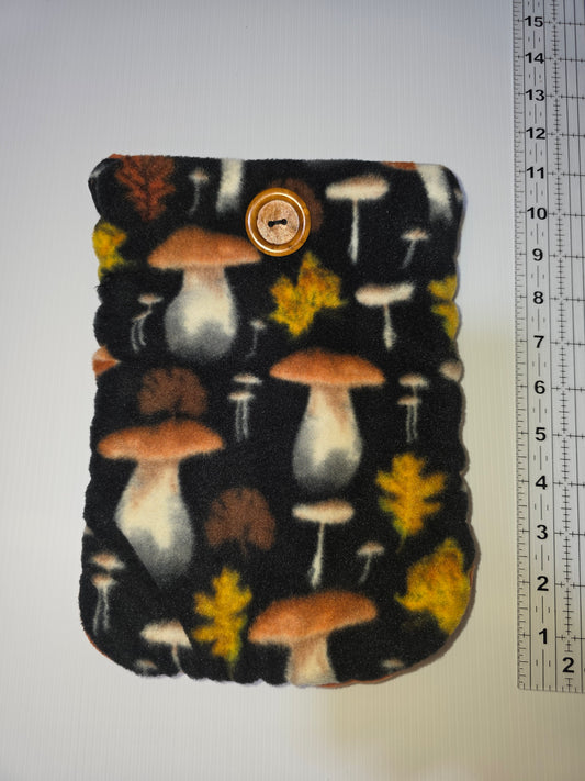 Mushroom and Leaves Pouch- Ereader size - top loading