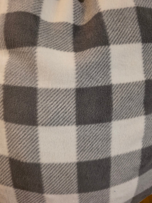 Gray and White Flannel Print Pet Bed